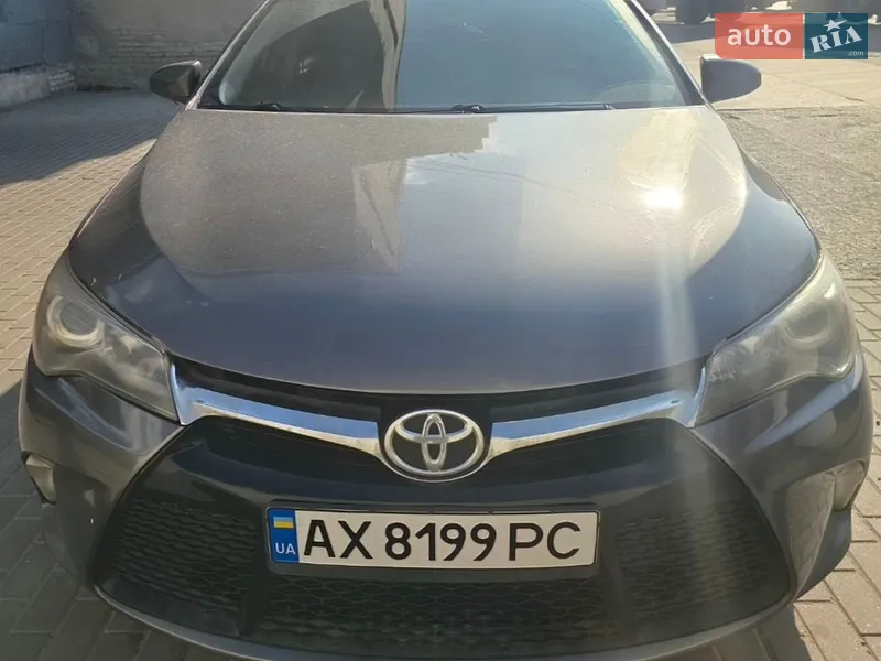 Toyota Camry 2016