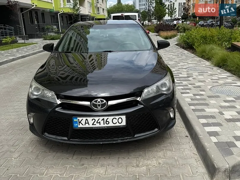 Toyota Camry 2016
