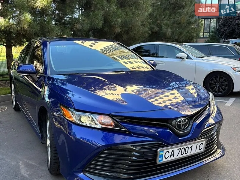 Toyota Camry 2018