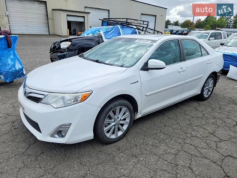 Toyota Camry 2013