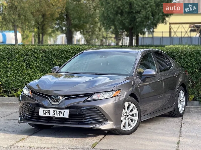 Toyota Camry 2018