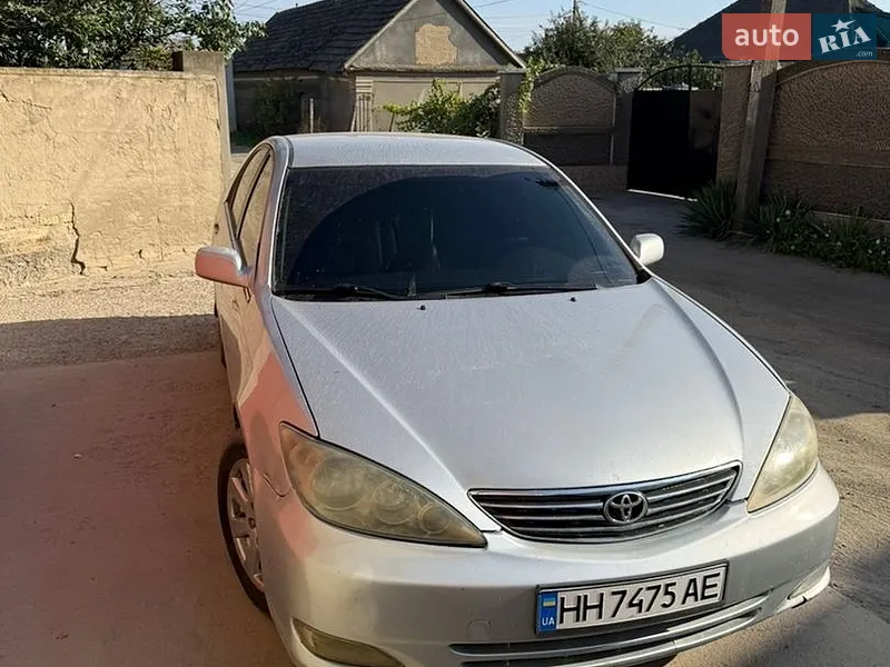 Toyota Camry 2004