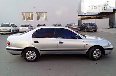 Седан Toyota Carina E 1996 в Львове