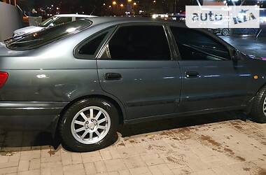 Ліфтбек Toyota Carina E 1994 в Дніпрі