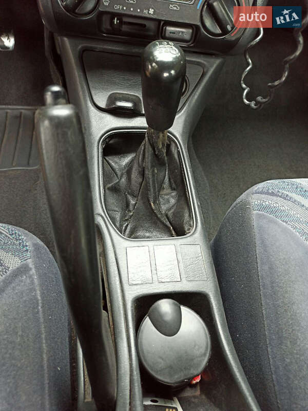 Лифтбек Toyota Carina E 1997 в Николаеве фото 19 Лифтбек Toyota Carina E 1997 в Николаеве