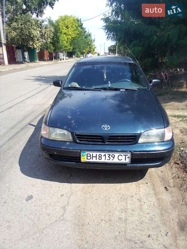 Седан Toyota Carina E 1996 в Белгороде-Днестровском