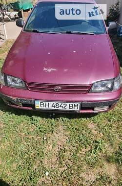 Хэтчбек Toyota Carina E 1994 в Сарате