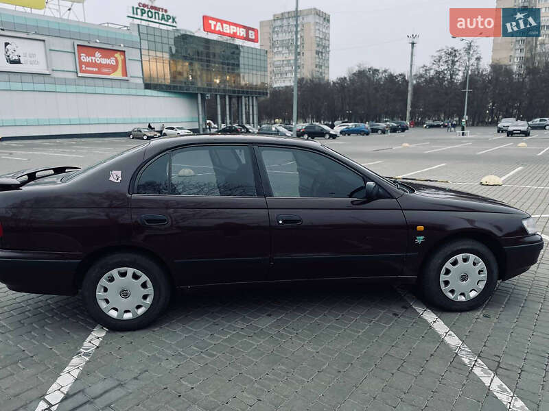 Седан Toyota Carina E 1993 в Одесі