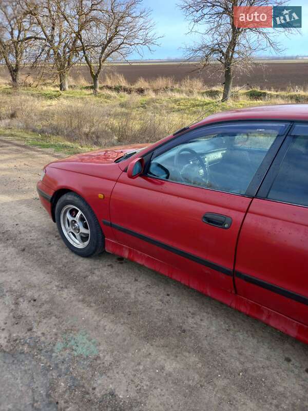 Седан Toyota Carina E 1994 в Теплодаре