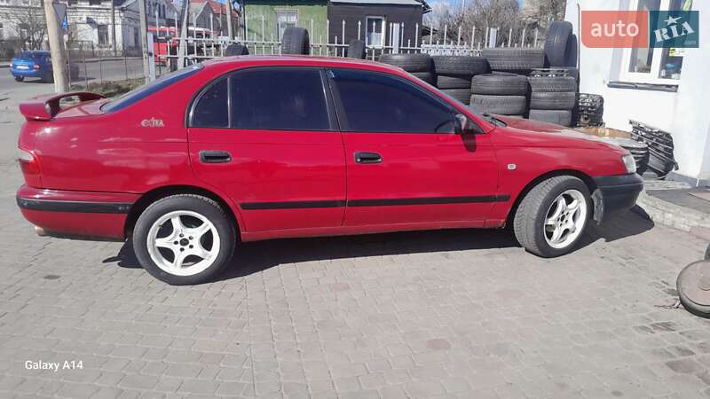 Седан Toyota Carina E 1995 в 
