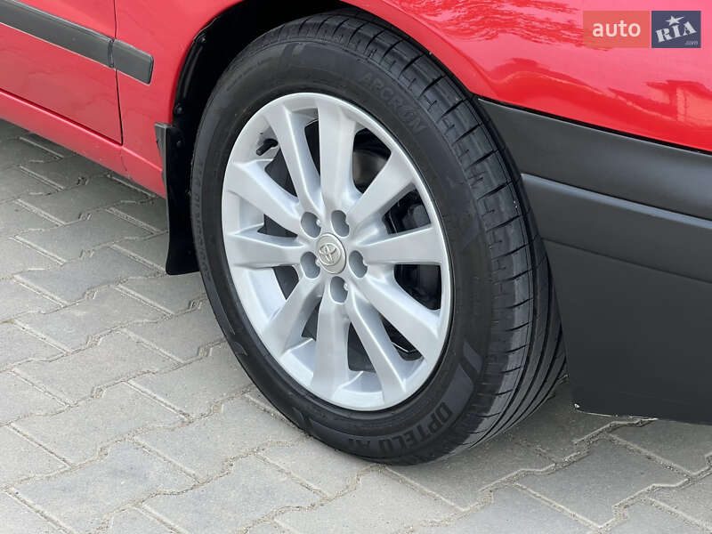 Седан Toyota Carina E 1994 в Одесі
