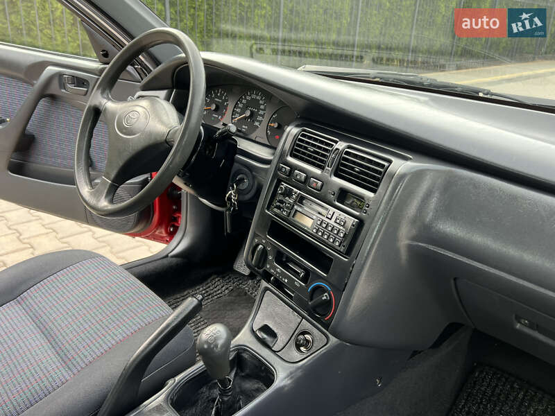 Седан Toyota Carina E 1994 в Одесі