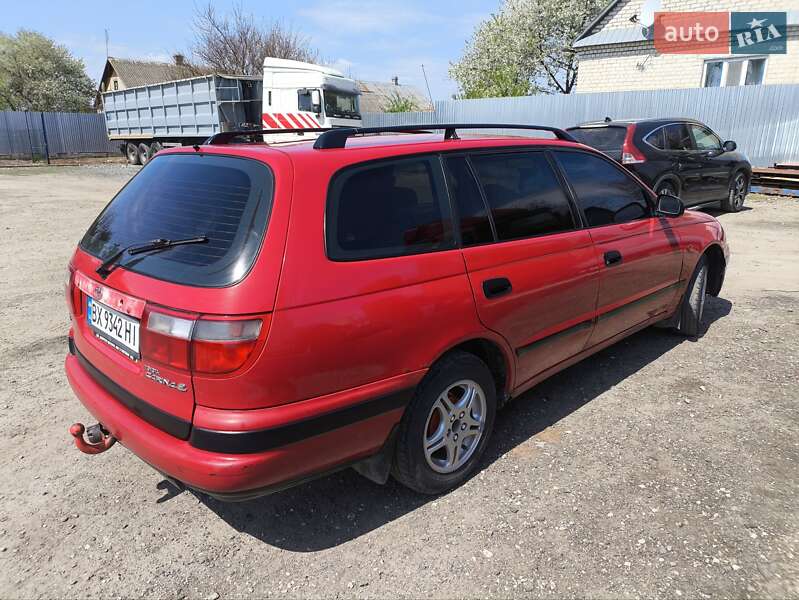 Универсал Toyota Carina E 1997 в 