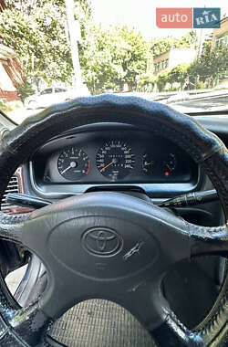 Седан Toyota Carina E 1995 в 