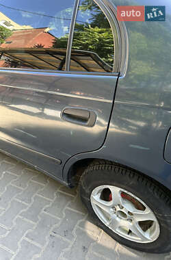 Седан Toyota Carina E 1995 в 