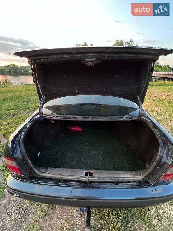 Седан Toyota Carina E 1993 в Балте