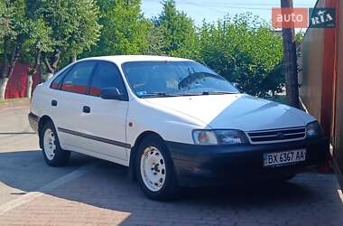 Ліфтбек Toyota Carina E 1996 в Хмельницькому