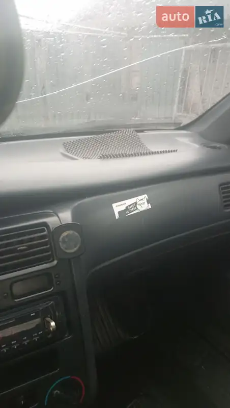 Toyota Carina E