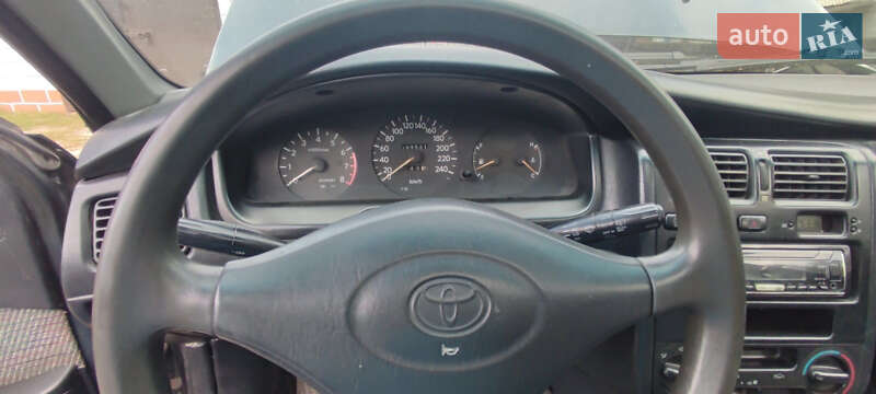 Лифтбек Toyota Carina E 1994 в Змиеве