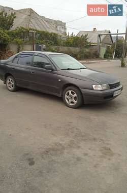 Седан Toyota Carina E 1995 в Белгороде-Днестровском