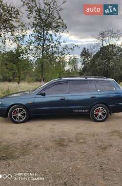 Универсал Toyota Carina E 1993 в Одессе