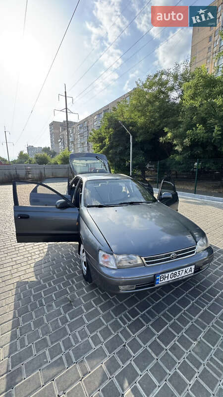 Лифтбек Toyota Carina E 1993 в Одессе фото 3 Лифтбек Toyota Carina E 1993 в Одессе