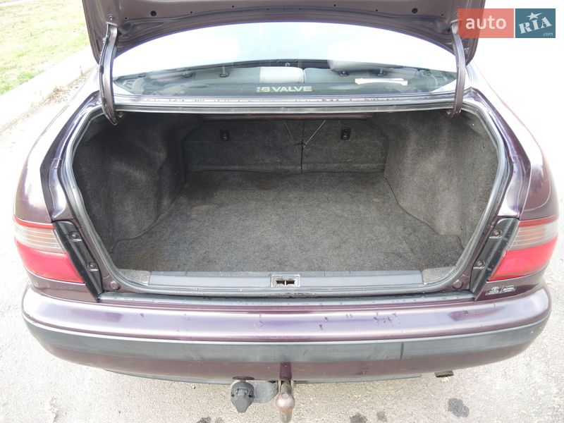 Седан Toyota Carina E 1994 в Измаиле