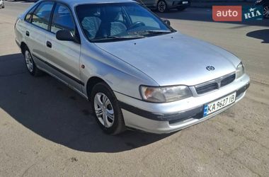 Лифтбек Toyota Carina E 1997 в Киеве