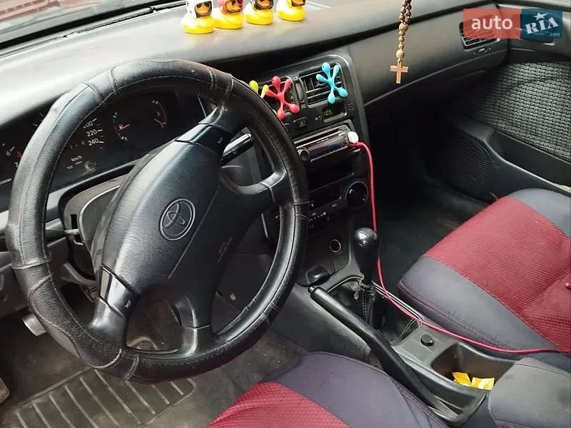 Toyota Carina E