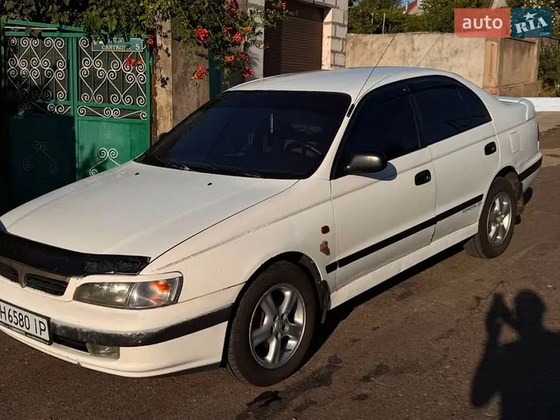 Toyota Carina E