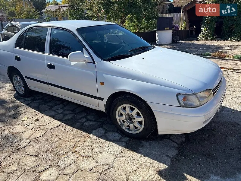 Toyota Carina E