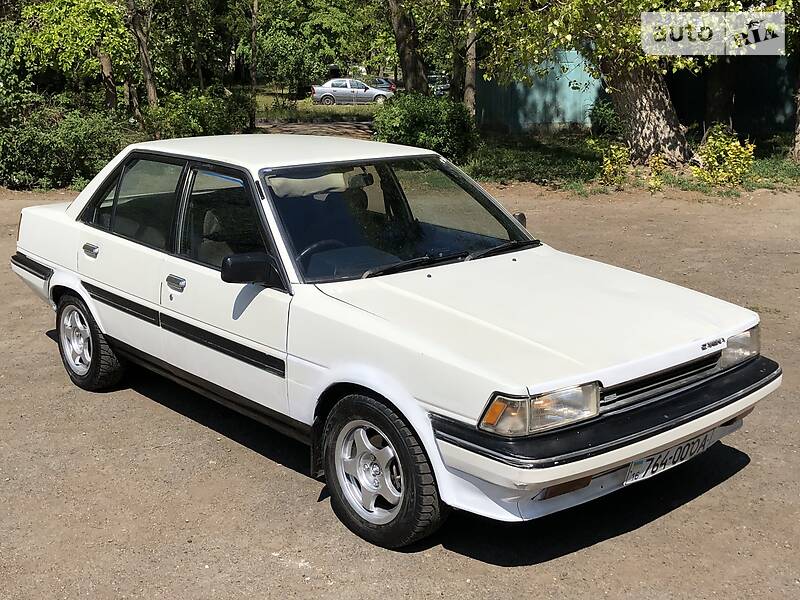 Toyota carina ed 1986