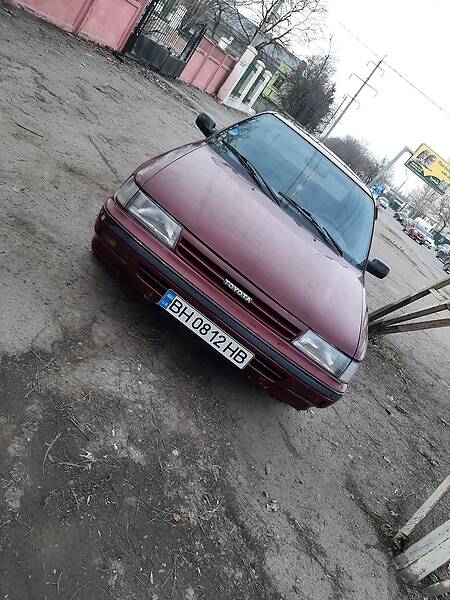 Хэтчбек Toyota Carina 1988 в Одессе