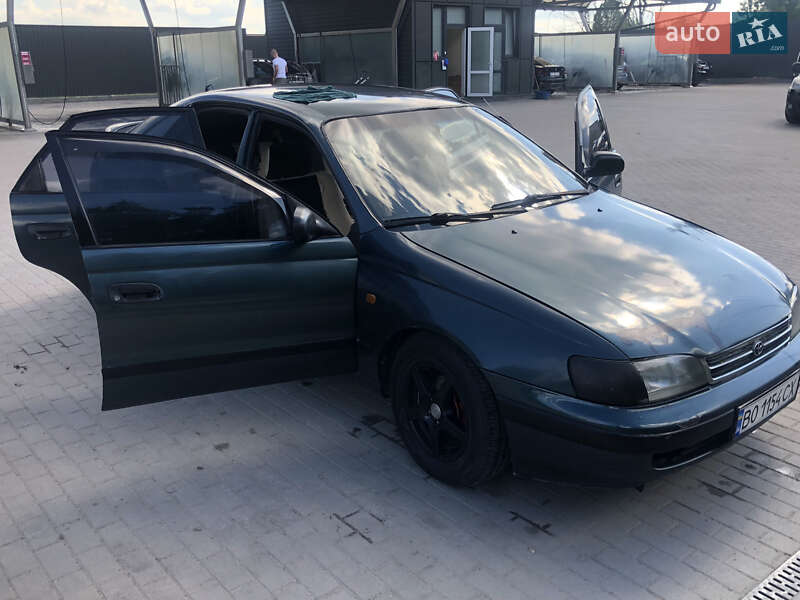 Хетчбек Toyota Carina 1994 в Тернополі