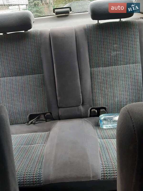 Седан Toyota Carina 1996 в Костопілі