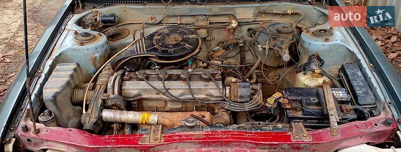 Седан Toyota Carina 1988 в Одессе