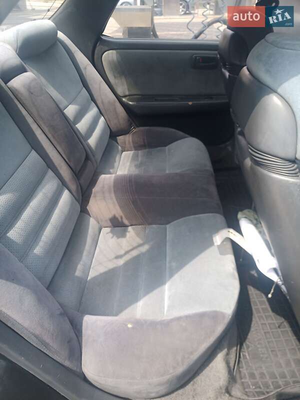 Седан Toyota Carina 1990 в Одессе