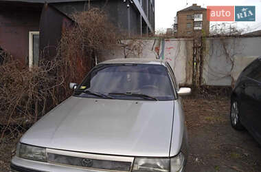 Седан Toyota Carina 1989 в 