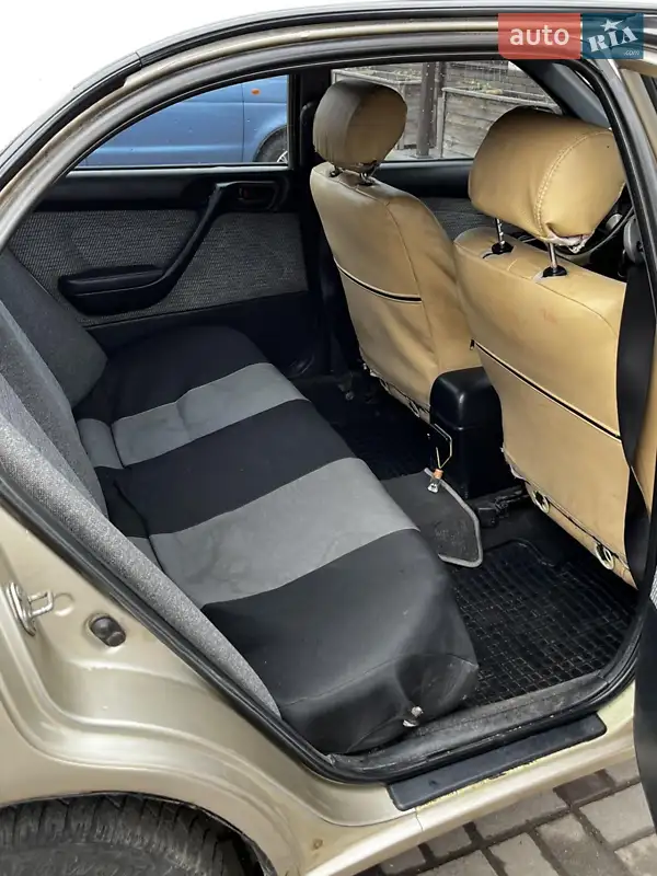 Toyota Carina