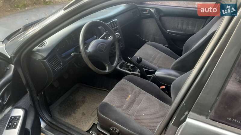 Седан Toyota Carina 1995 в Харькове