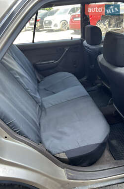Седан Toyota Carina 1988 в 