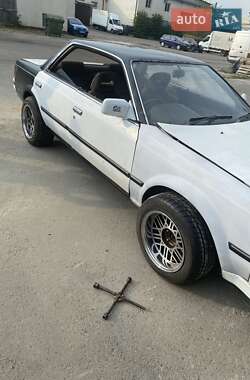 Седан Toyota Carina 1985 в Одесі