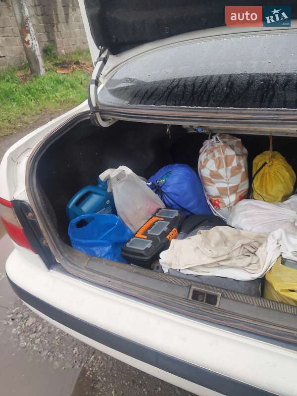 Седан Toyota Carina 1993 в Зеленодольской