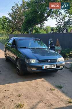 Седан Toyota Carina 1995 в Одессе