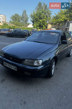Седан Toyota Carina 1994 в Одессе