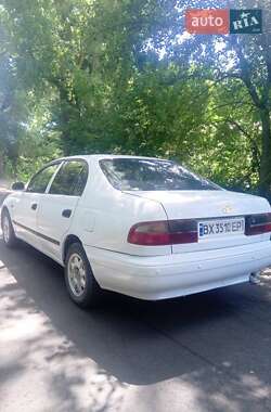 Седан Toyota Carina 1993 в 