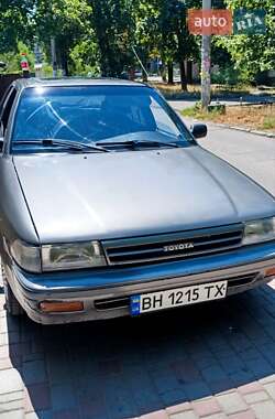 Хэтчбек Toyota Carina 1990 в Одессе
