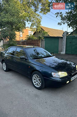 Седан Toyota Carina 1993 в Одессе