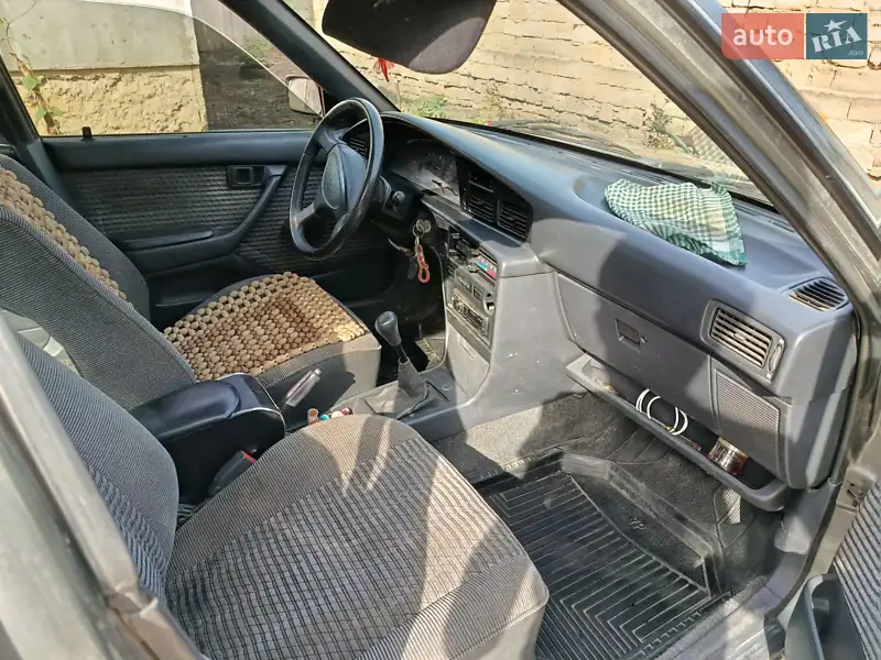 Toyota Carina