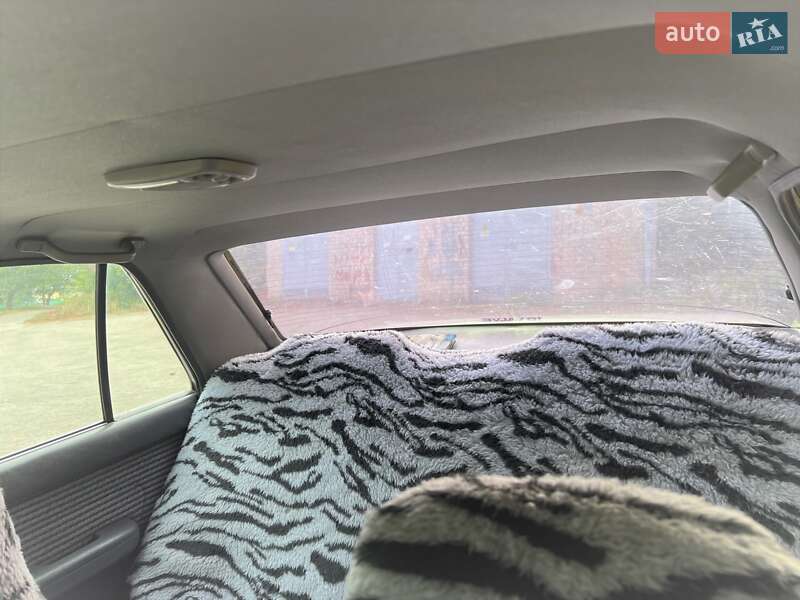 Седан Toyota Carina 1990 в Харкові